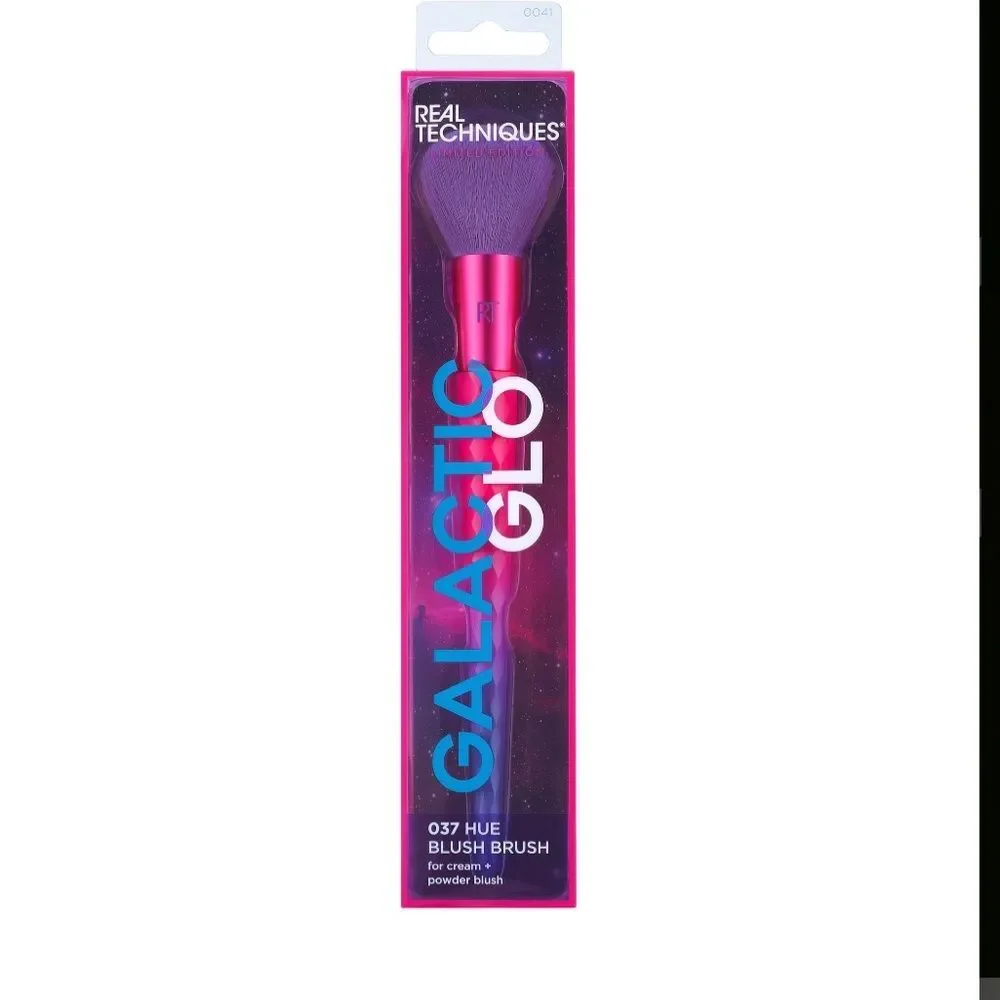 Real Techniques Galactic Glo‎ 037 Hue Blush Brush
